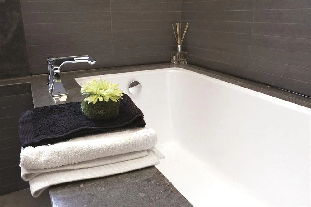 V Wanchai2 Hotel Hong Kong 4*,  China
