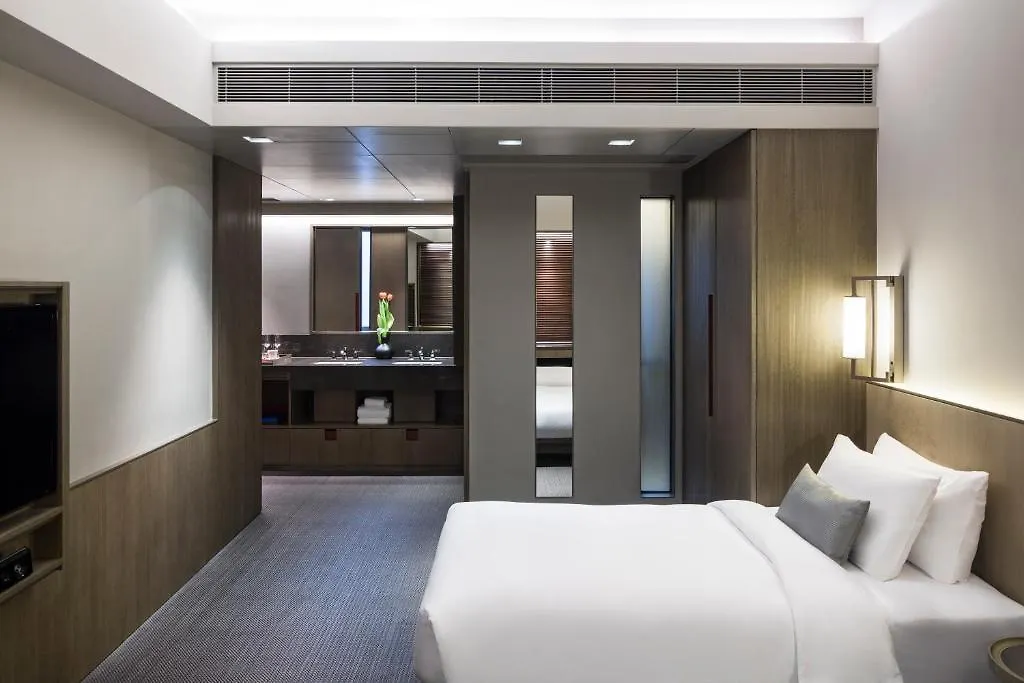 V Wanchai2 Hotel Hong Kong 4*,